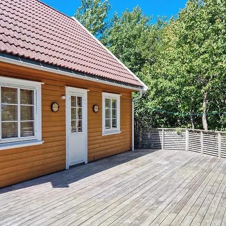 Amazing In Flekkeroy With Kitchen